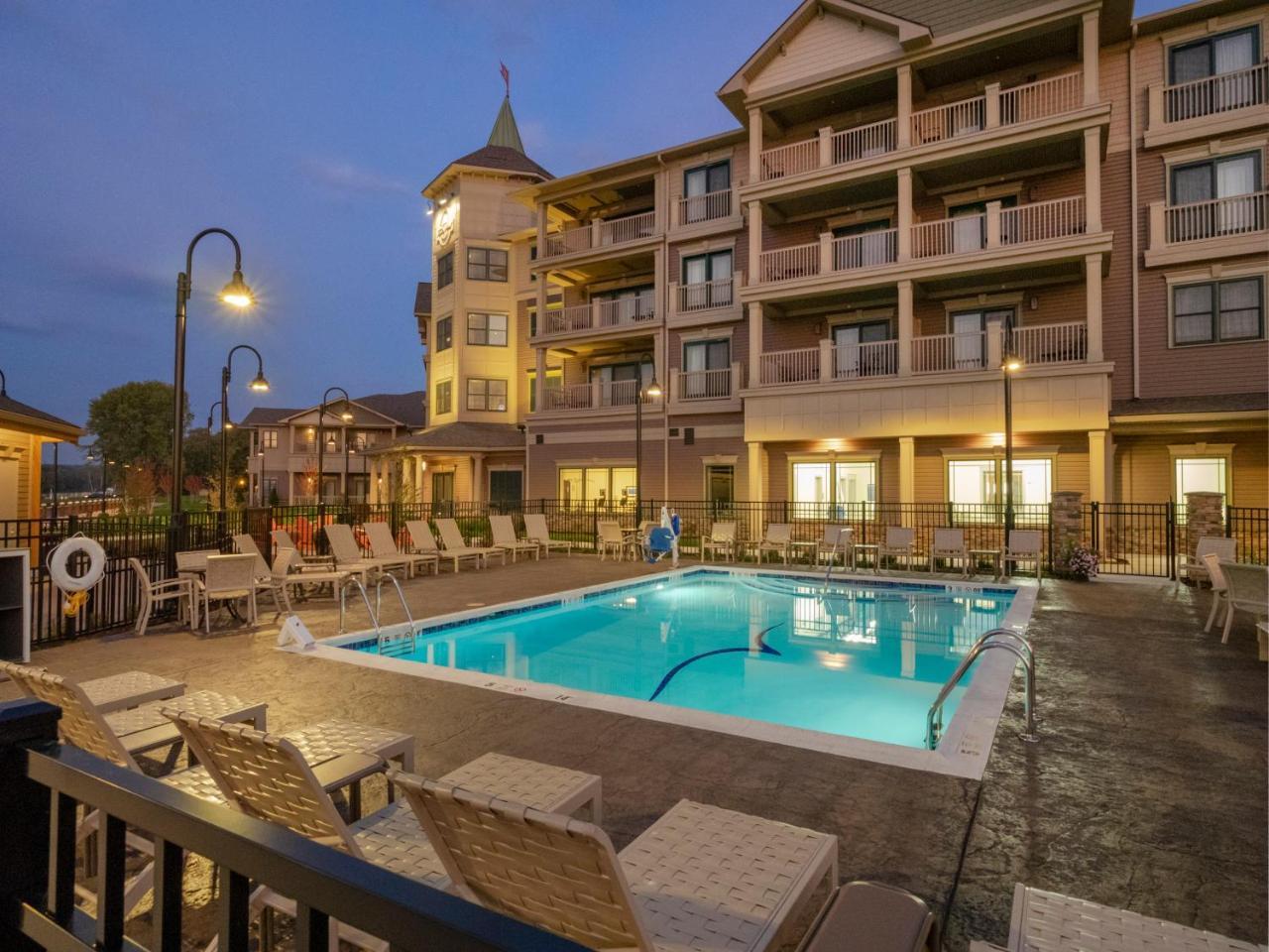 Chautauqua Harbor Hotel - Jamestown Celoron Zewnętrze zdjęcie