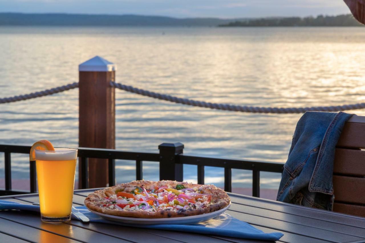 Chautauqua Harbor Hotel - Jamestown Celoron Zewnętrze zdjęcie